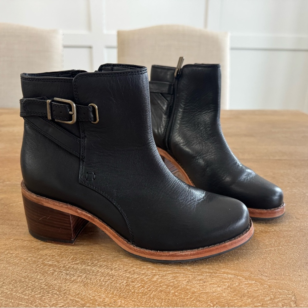 Clarks Black Leather Ankle Boots NWOT